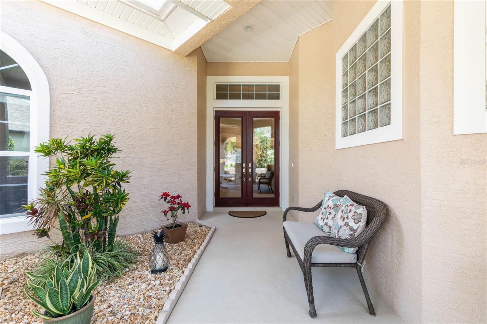 53 RIVER TRAIL DR
