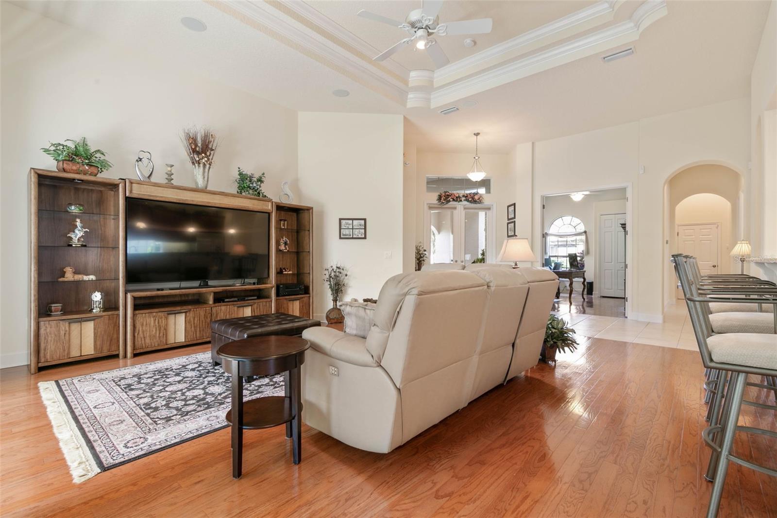 53 RIVER TRAIL DR