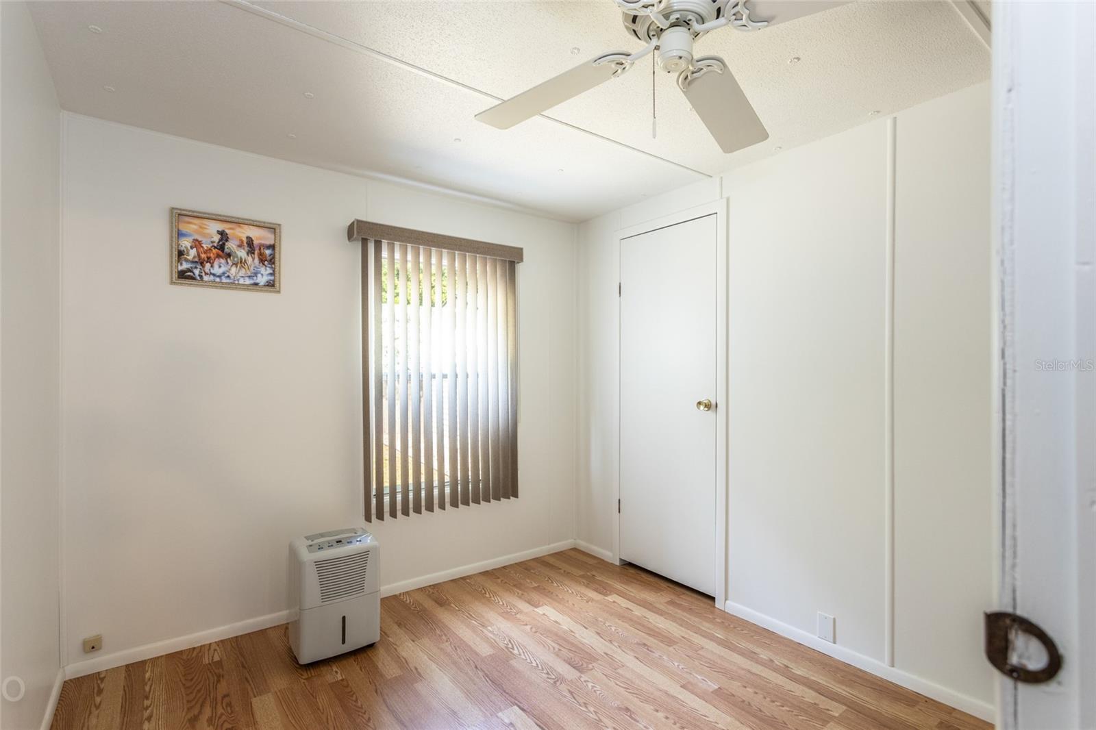 242 HERMIT DR