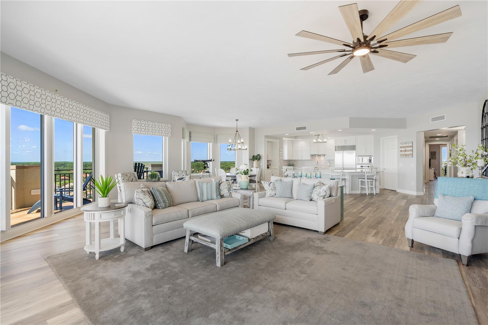 85 AVENUE DE LA MER #906