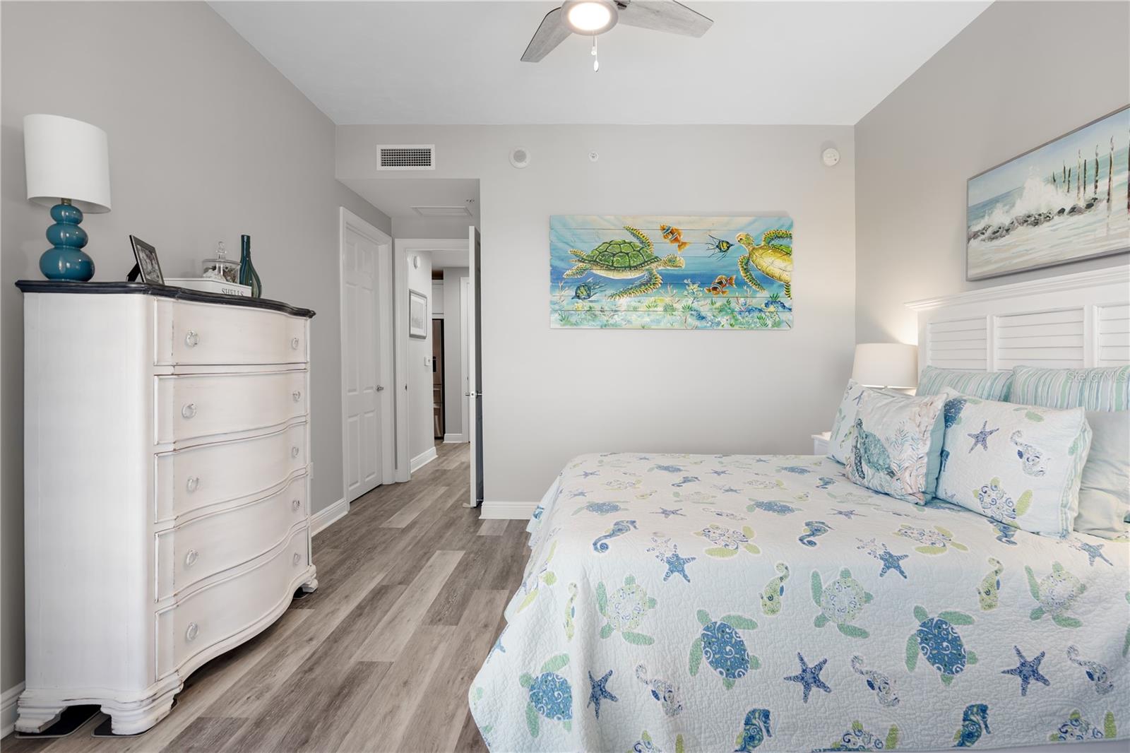 85 AVENUE DE LA MER #906
