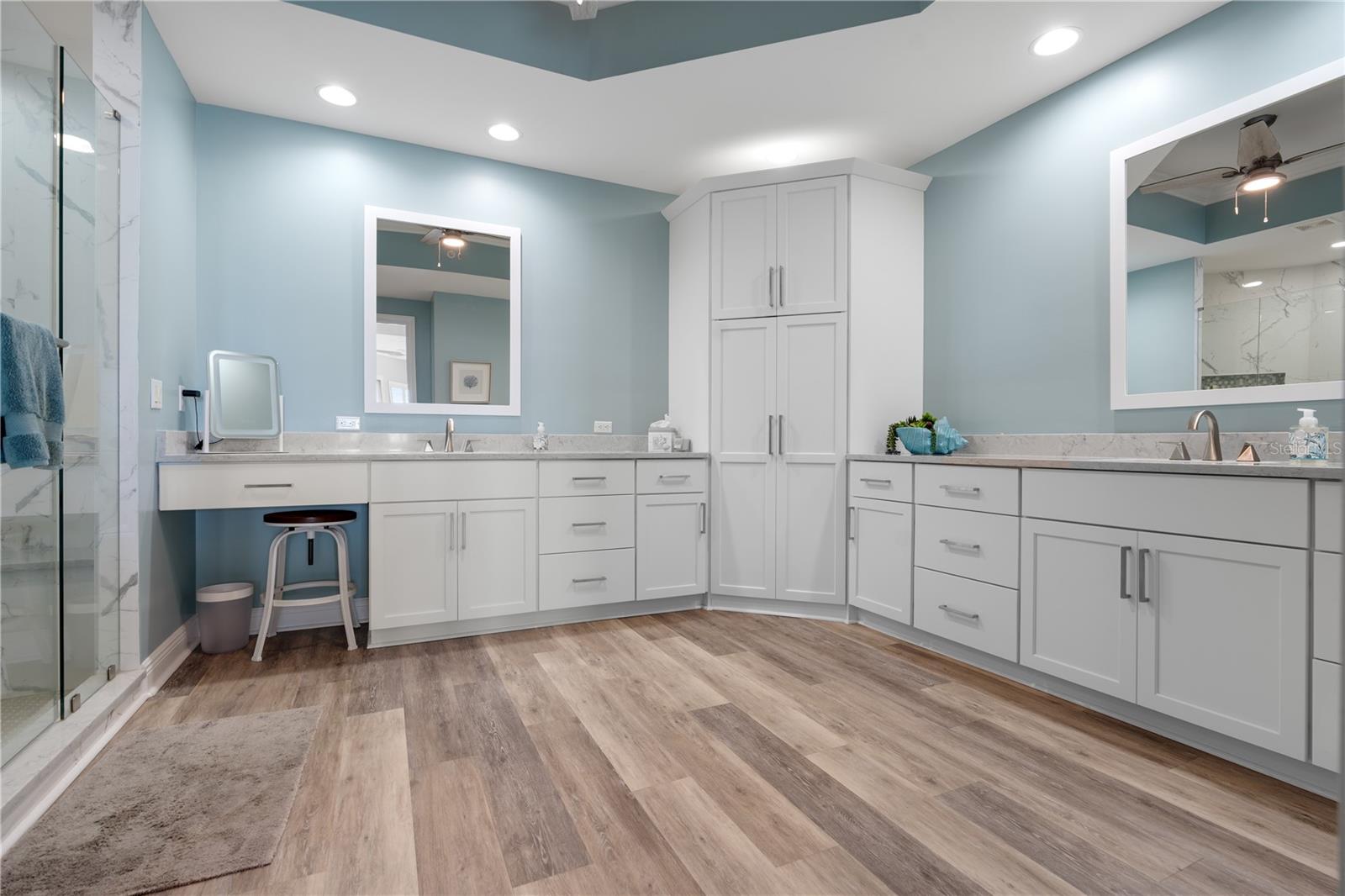 85 AVENUE DE LA MER #906