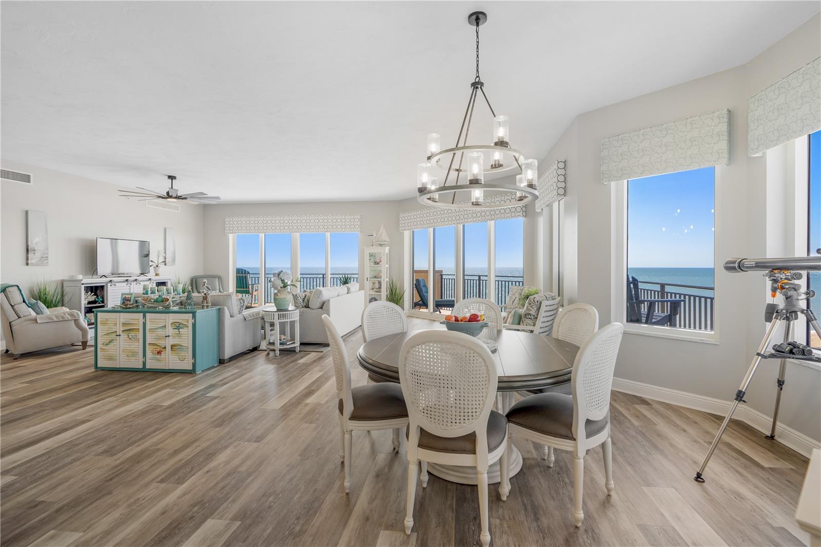 85 AVENUE DE LA MER #906