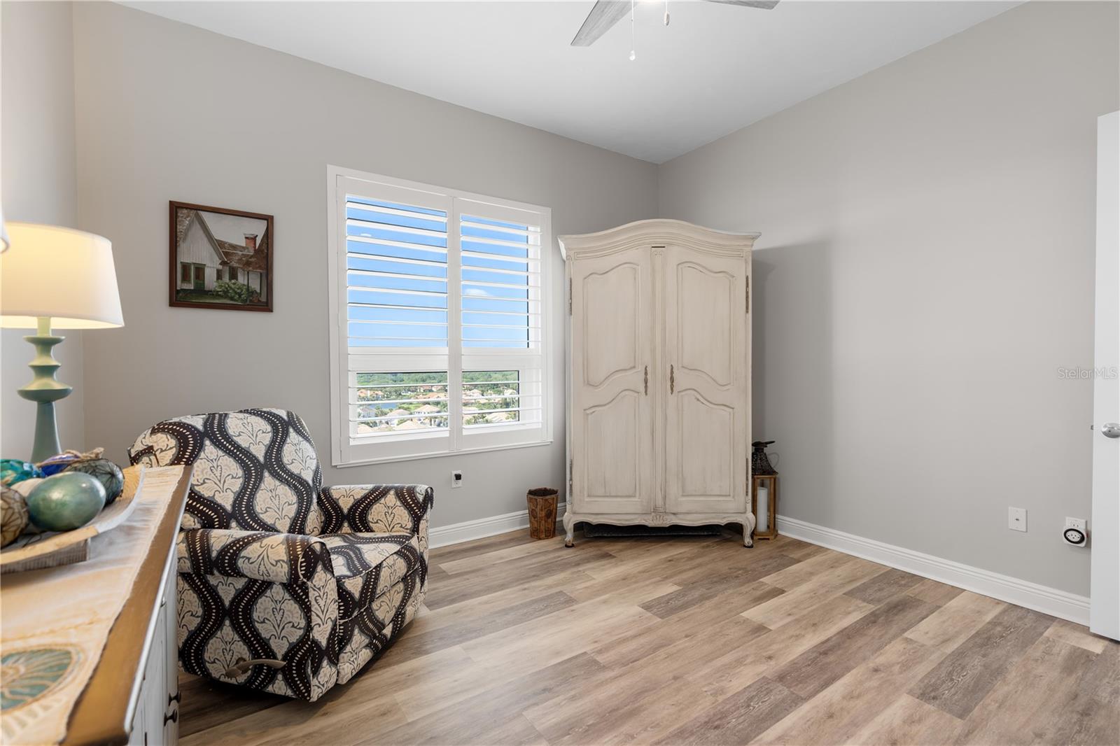 85 AVENUE DE LA MER #906