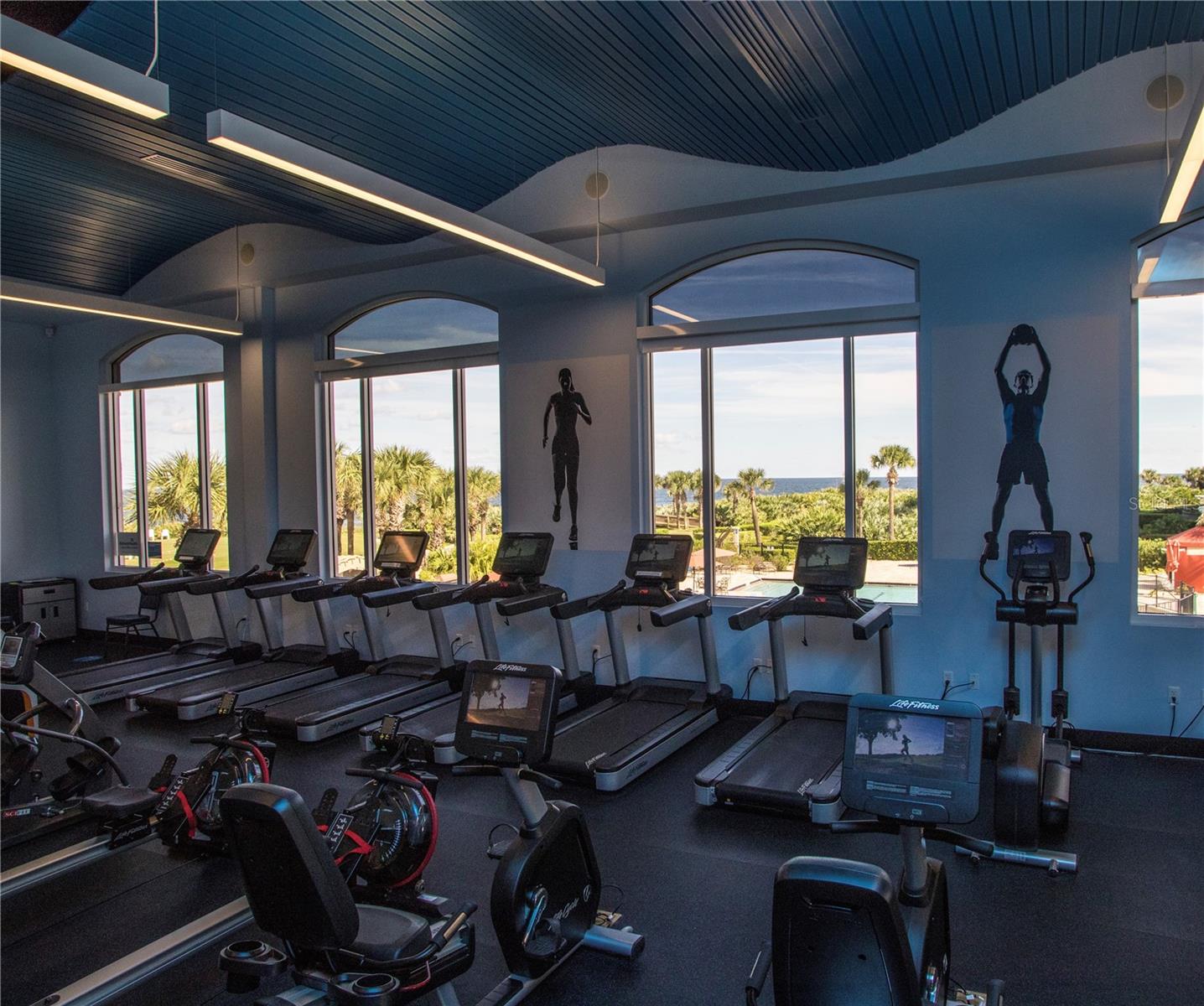 85 AVENUE DE LA MER #906