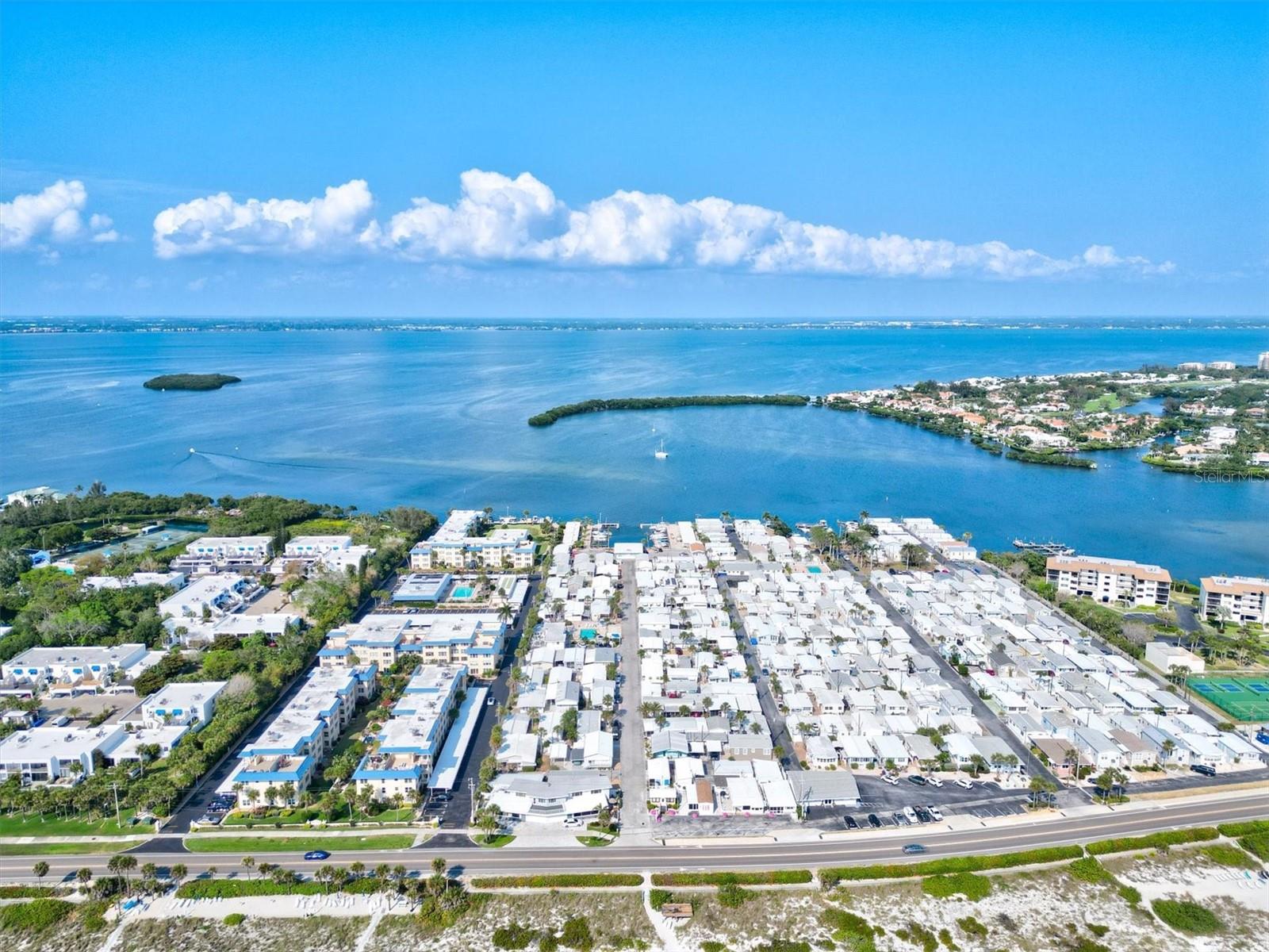 90 TWIN SHORES BLVD