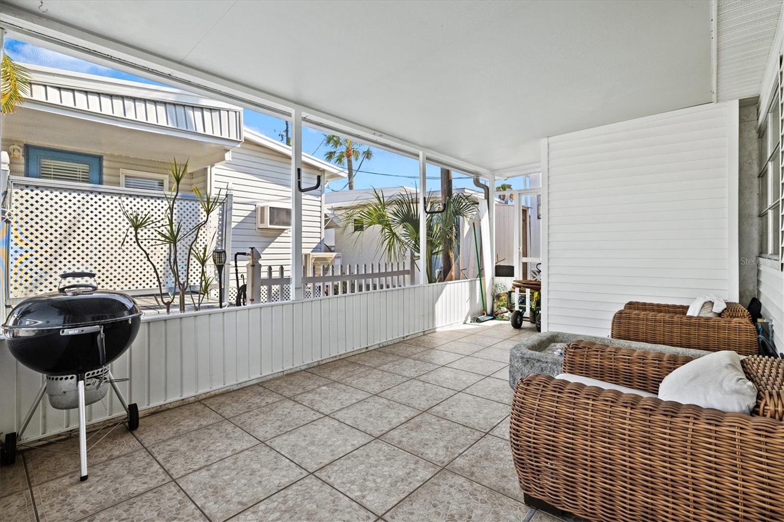 90 TWIN SHORES BLVD