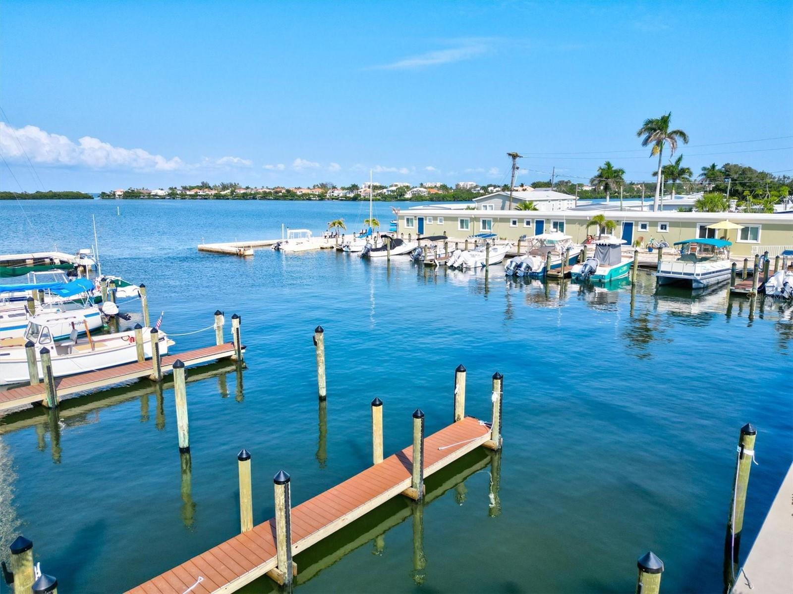90 TWIN SHORES BLVD