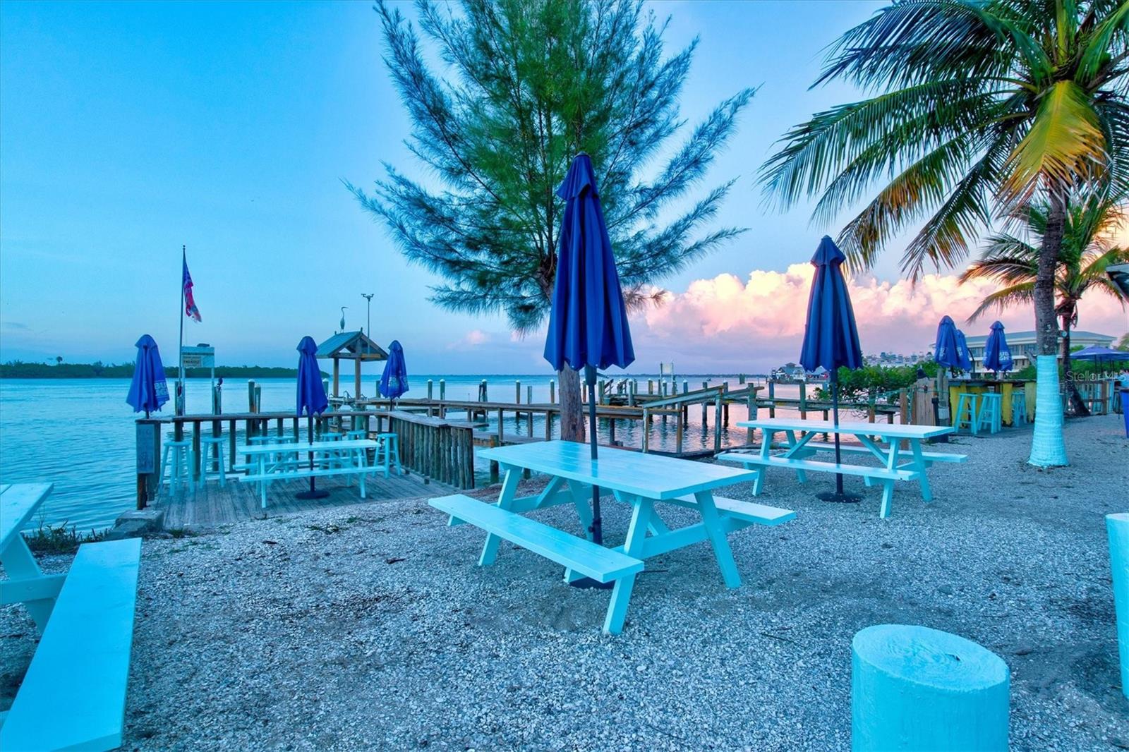 90 TWIN SHORES BLVD