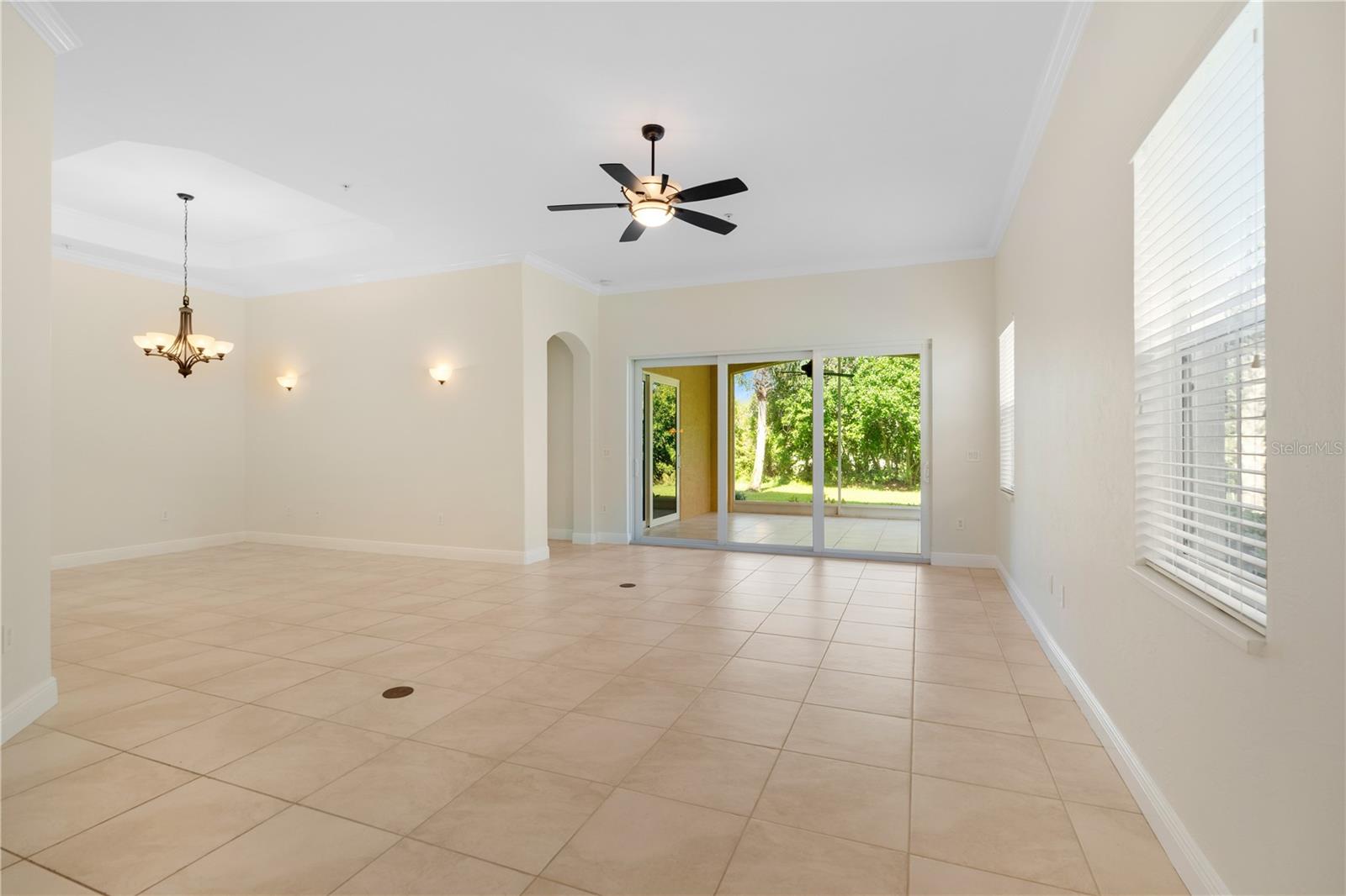 120 AVENUE DE LA MER #1501