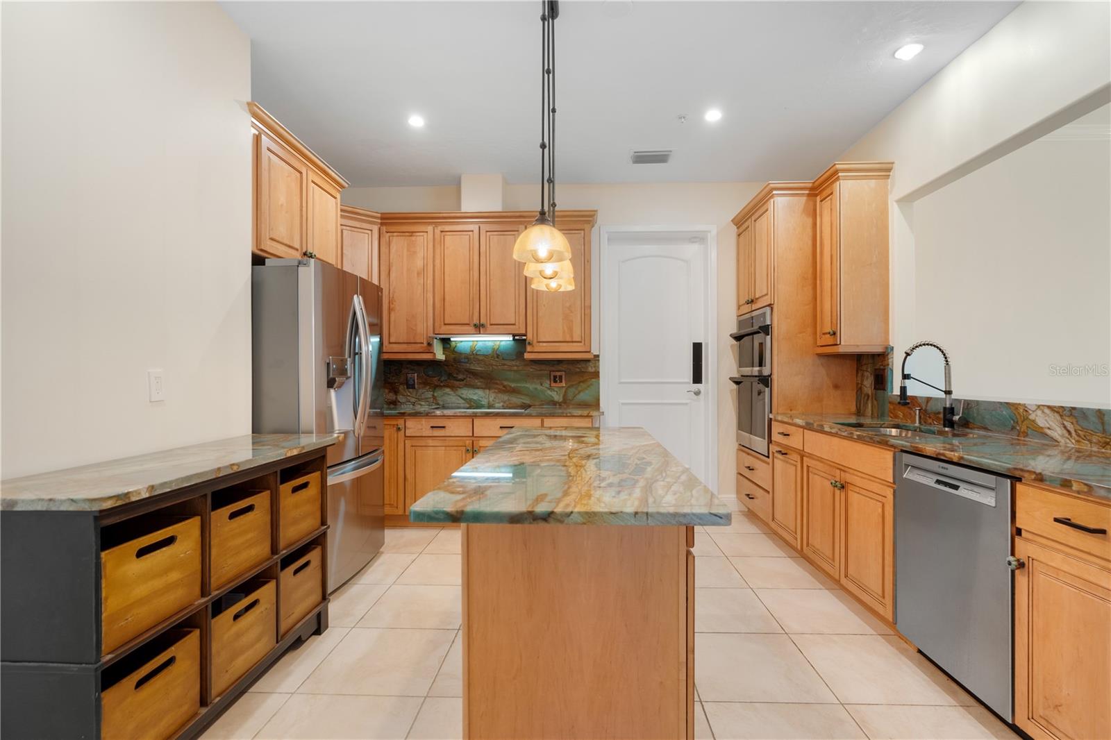 120 AVENUE DE LA MER #1501