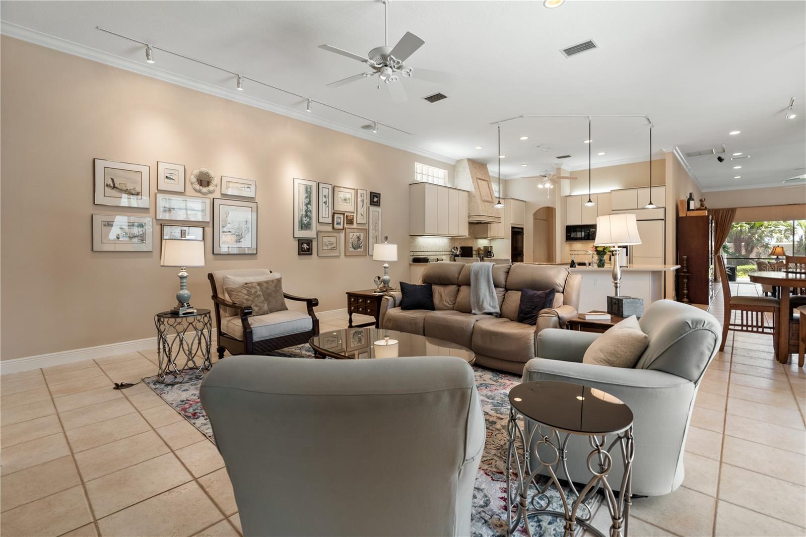 6 MONTILLA PL