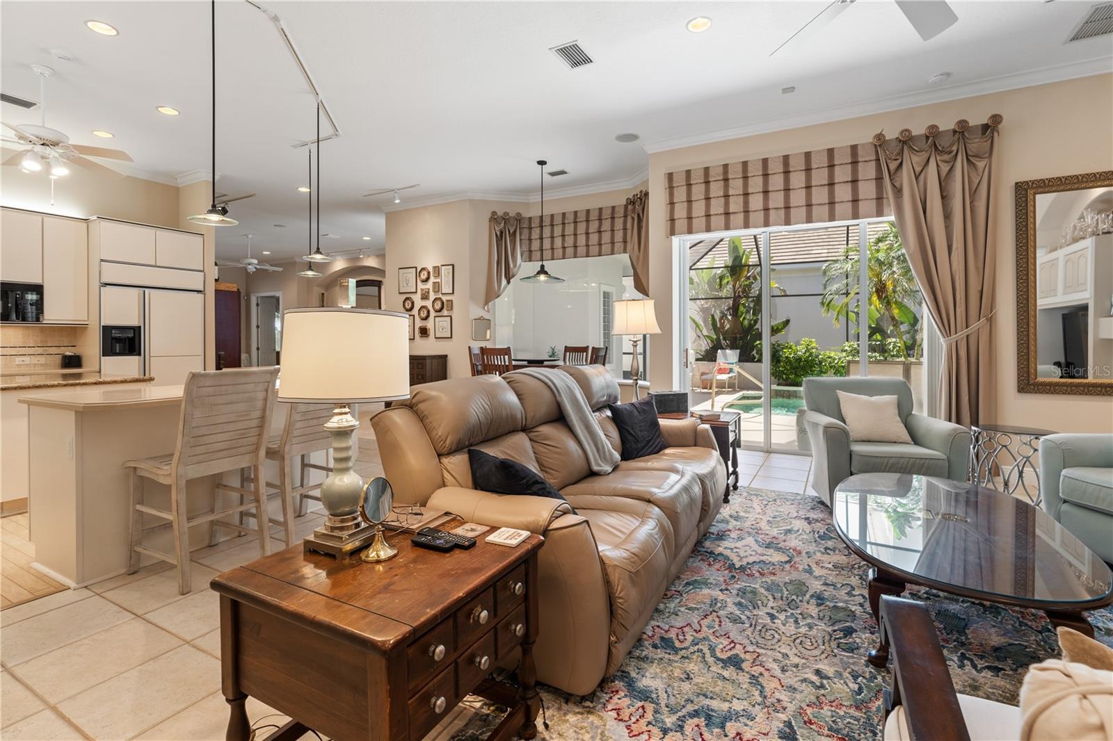 6 MONTILLA PL