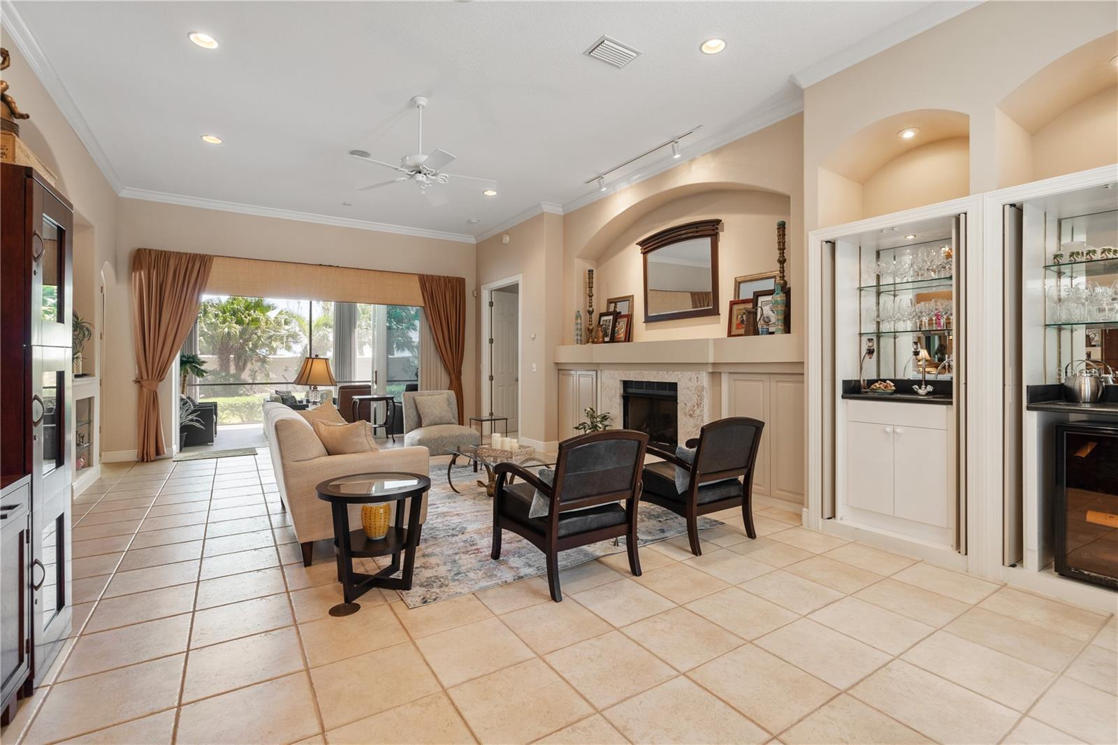 6 MONTILLA PL