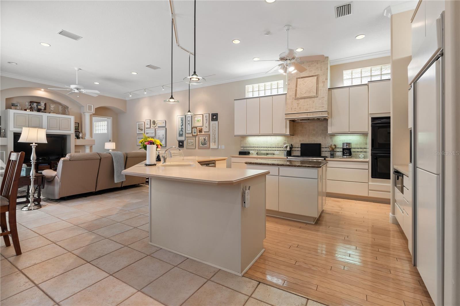 6 MONTILLA PL