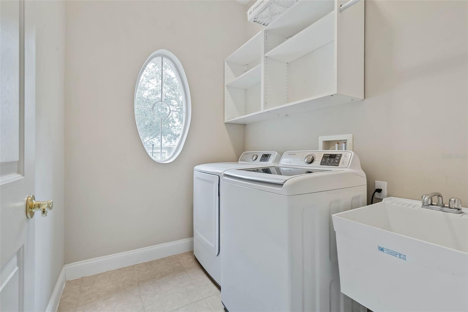 21 N VILLAGE DR