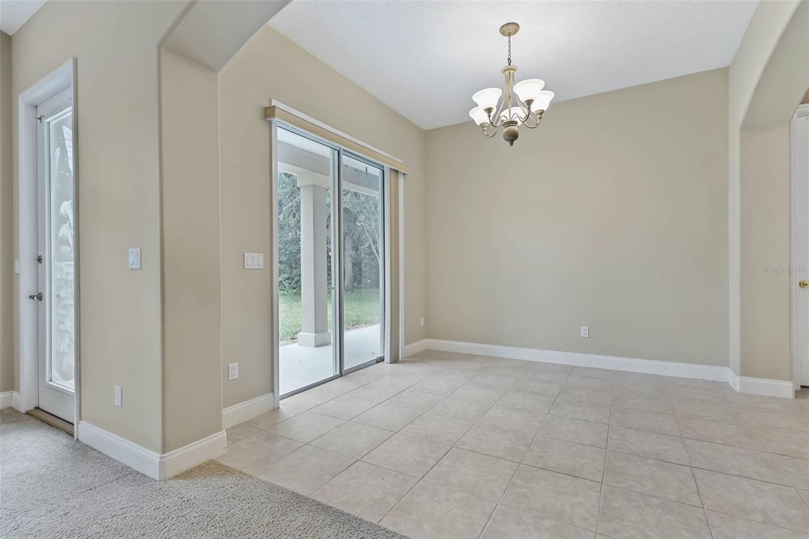 21 N VILLAGE DR