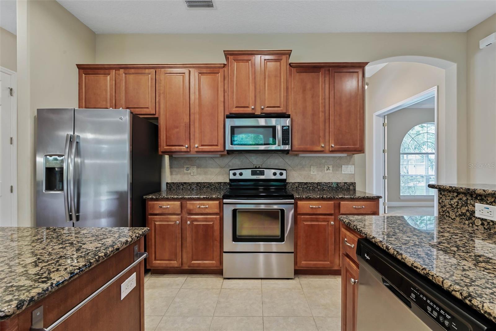 21 N VILLAGE DR
