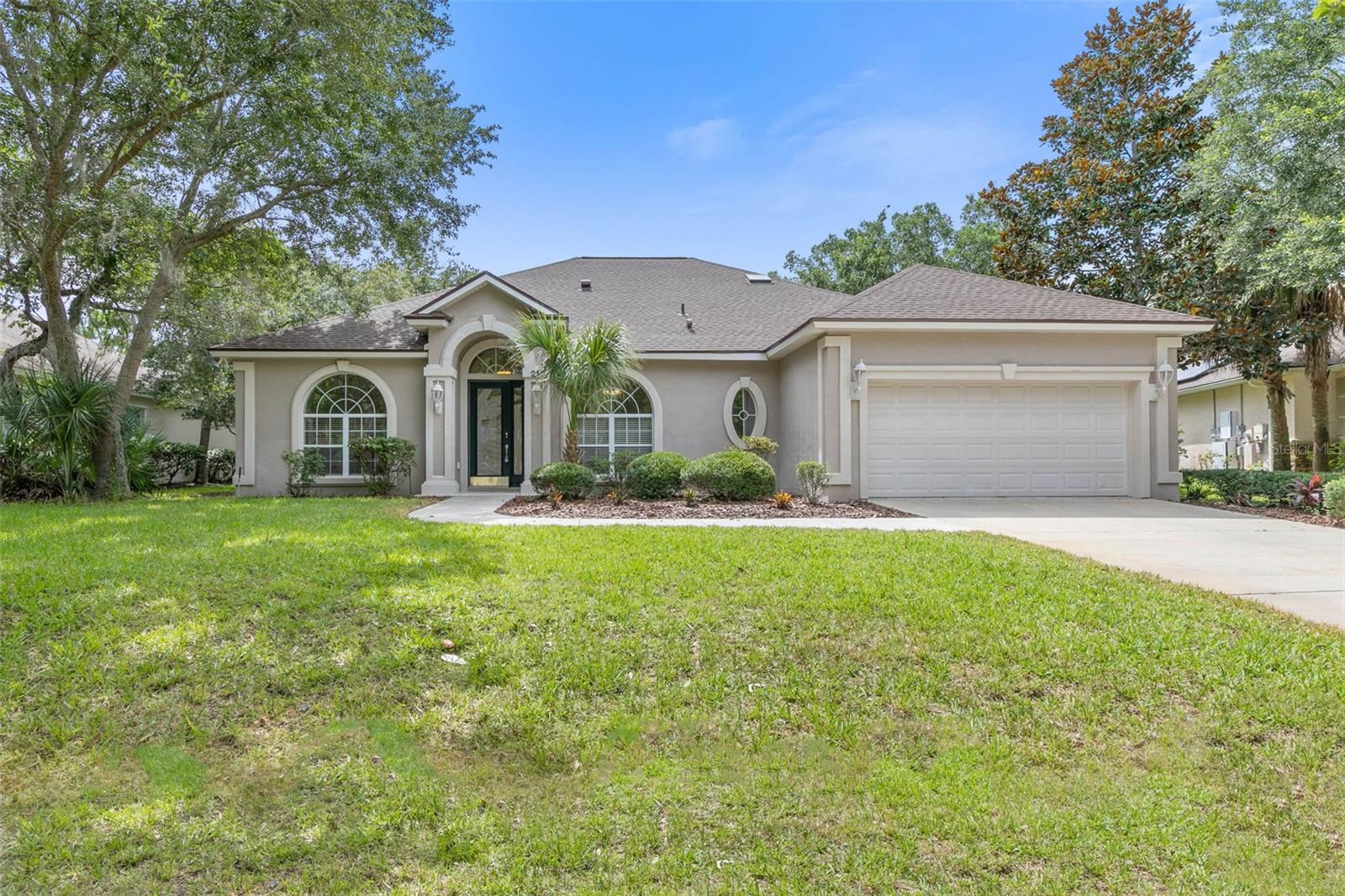 21 N VILLAGE DR