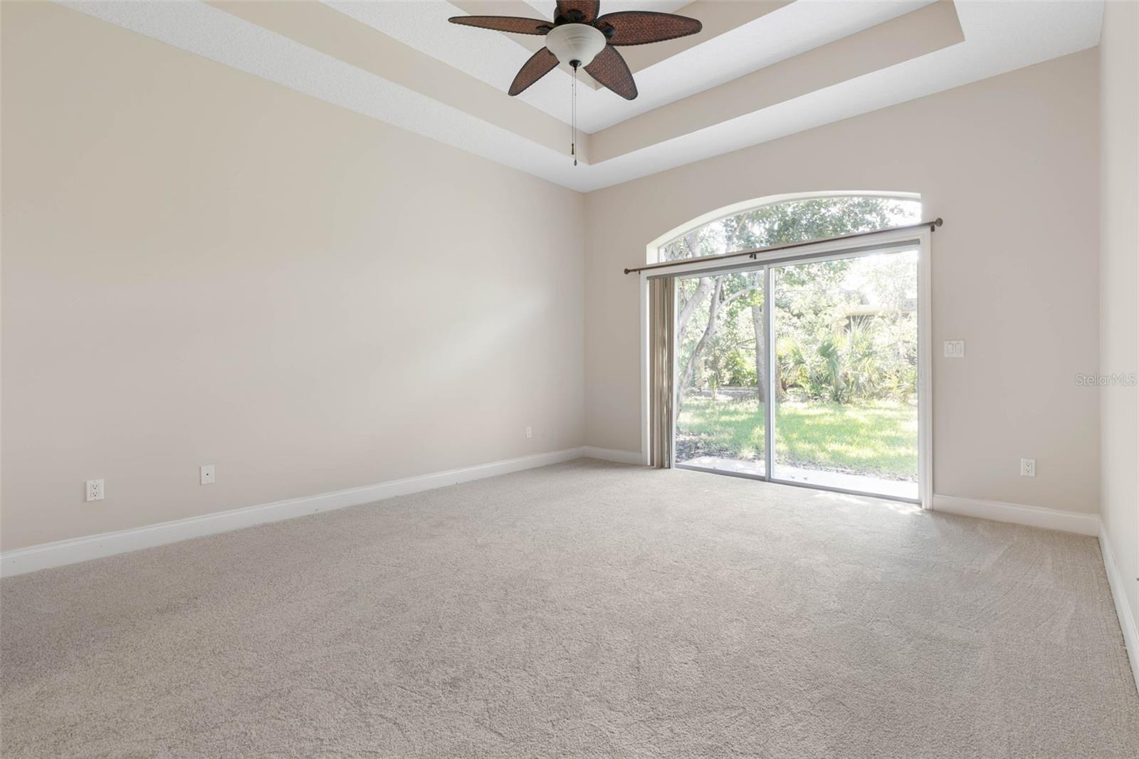 21 N VILLAGE DR