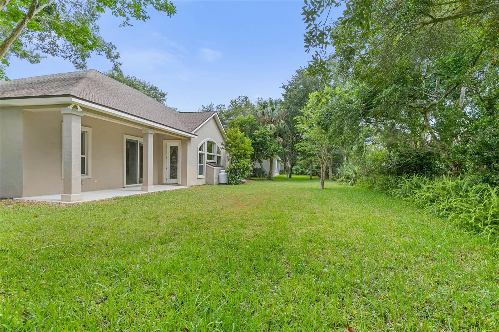 21 N VILLAGE DR