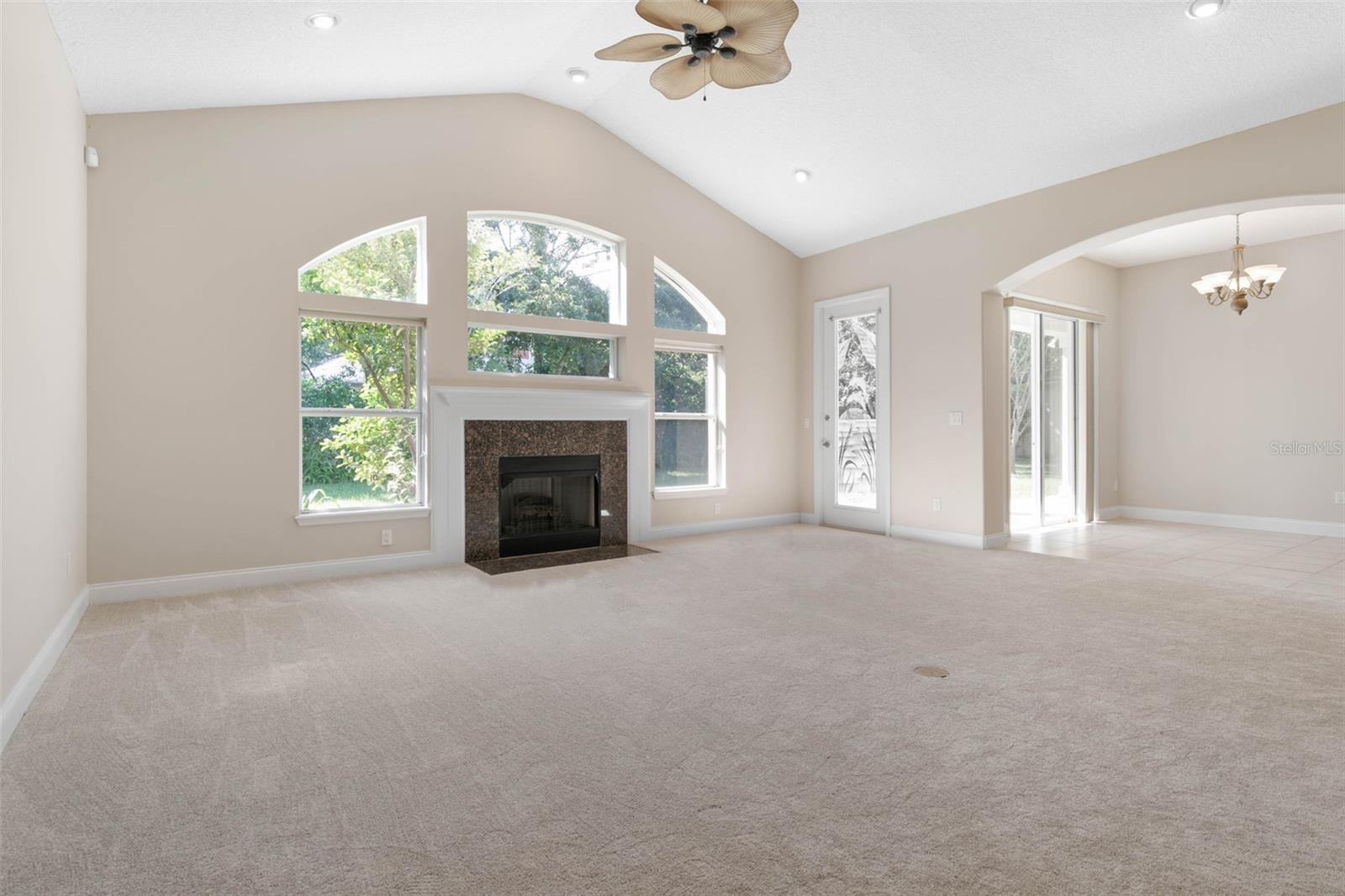 21 N VILLAGE DR