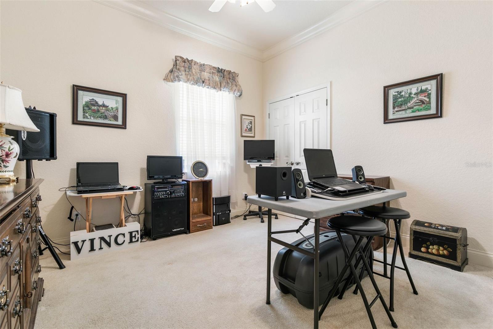 3 VILLAGE VIEW WAY