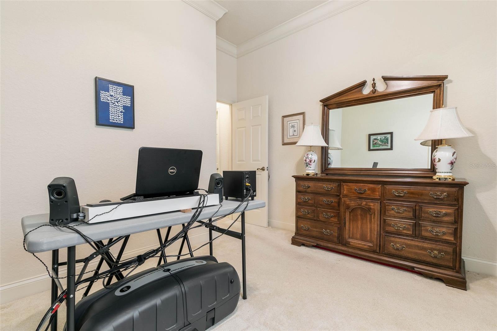 3 VILLAGE VIEW WAY