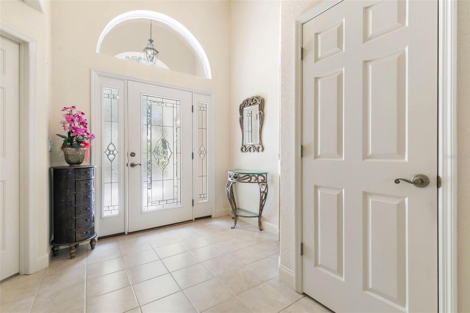 3 VILLAGE VIEW WAY