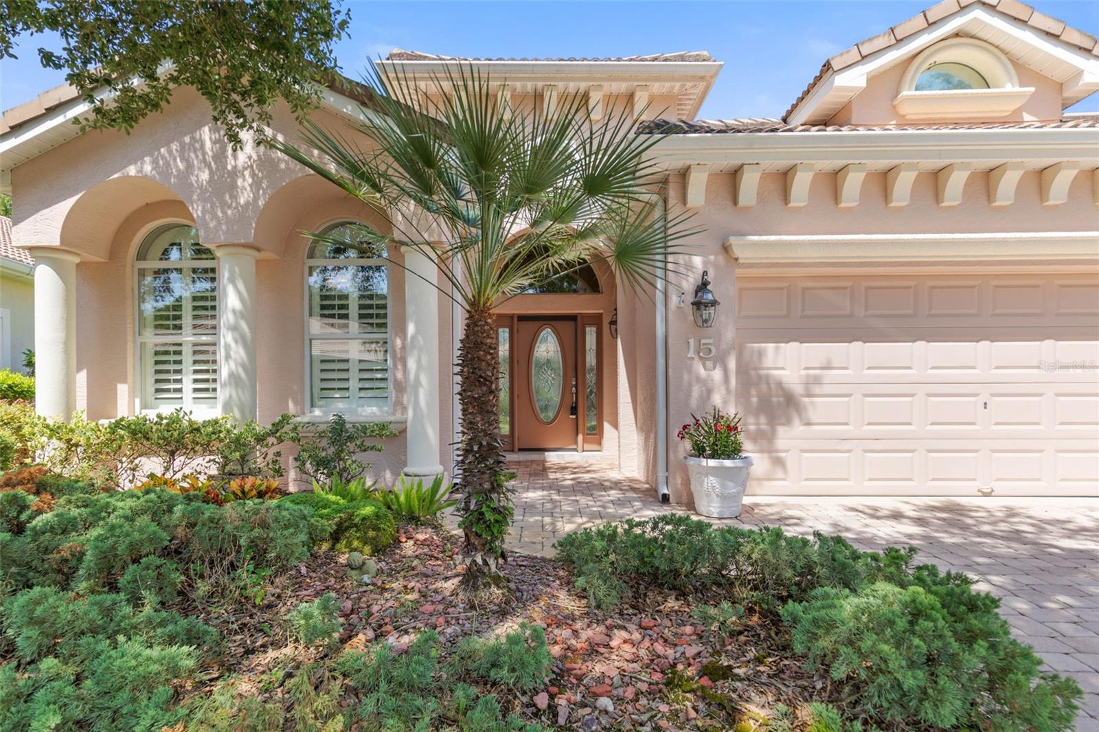15 VILLAGE VIEW DR
