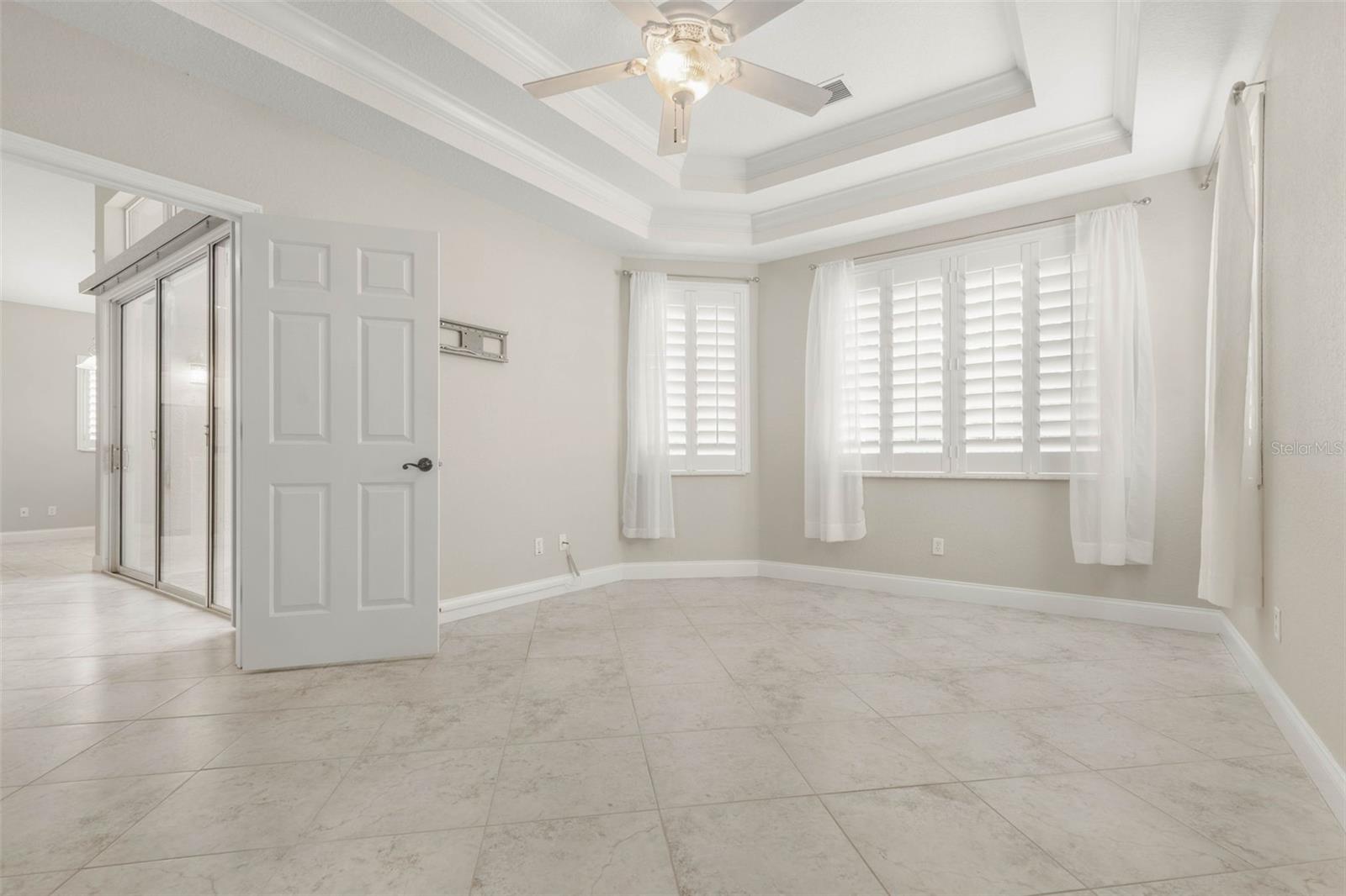 15 VILLAGE VIEW DR