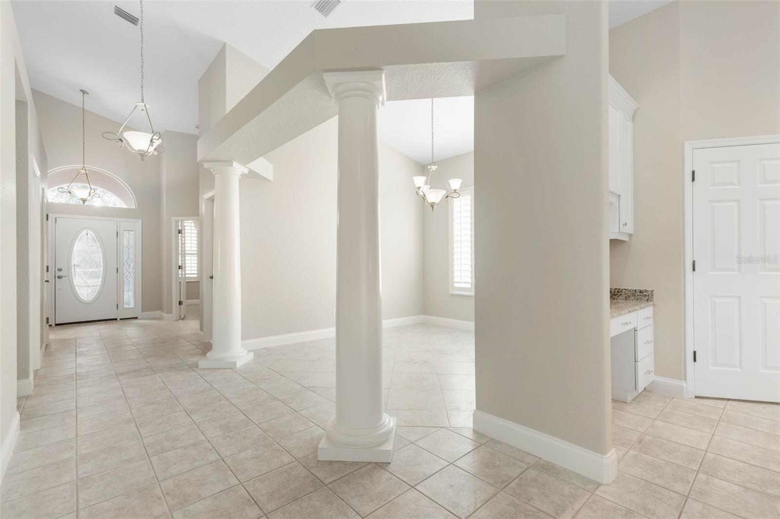15 VILLAGE VIEW DR
