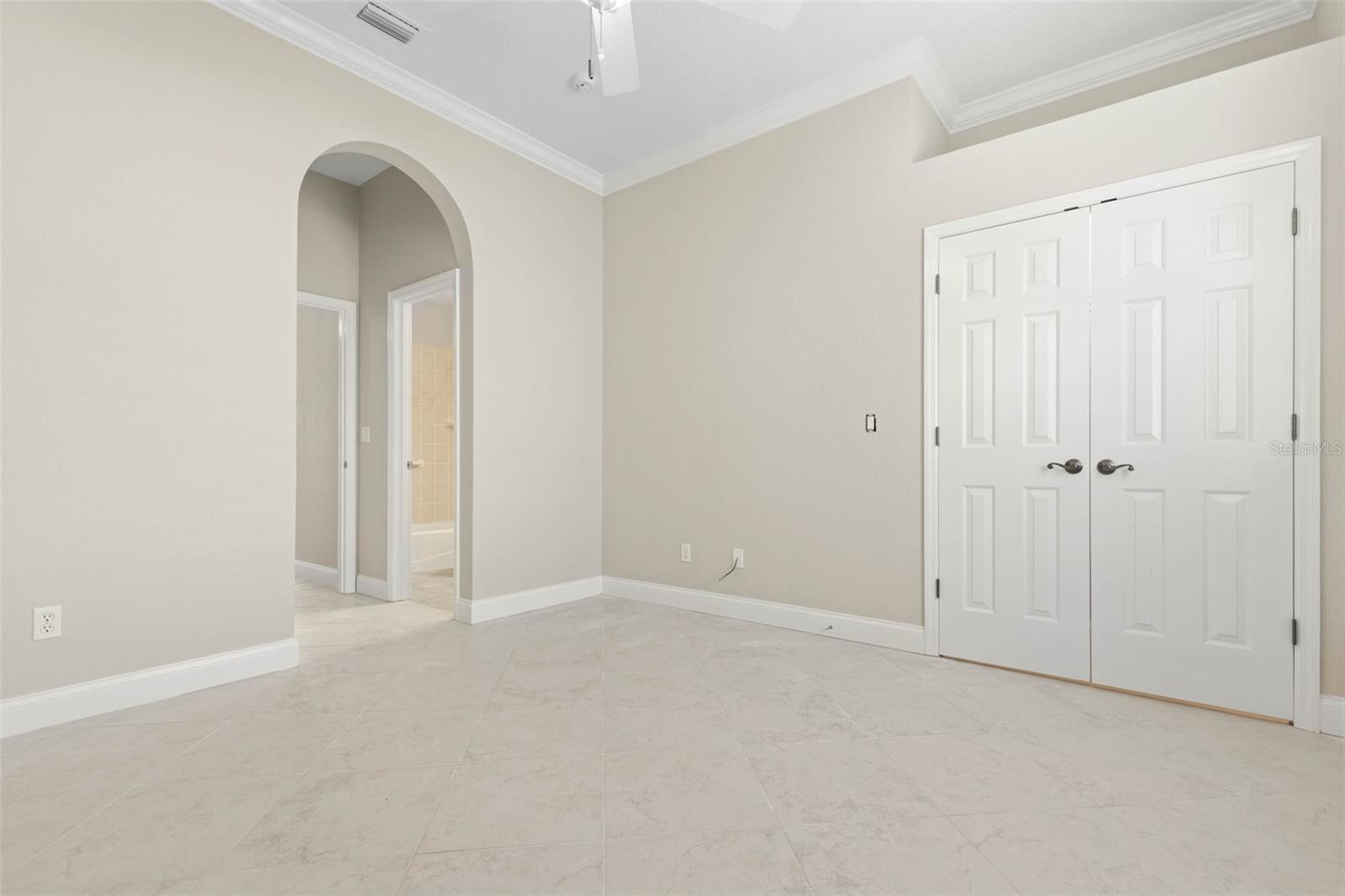 15 VILLAGE VIEW DR