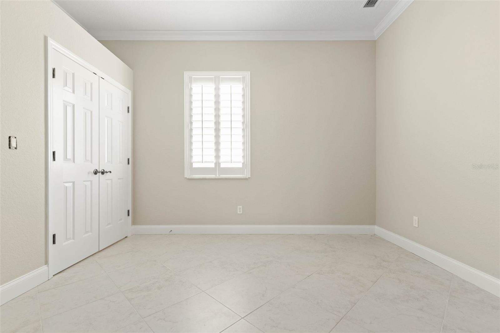15 VILLAGE VIEW DR