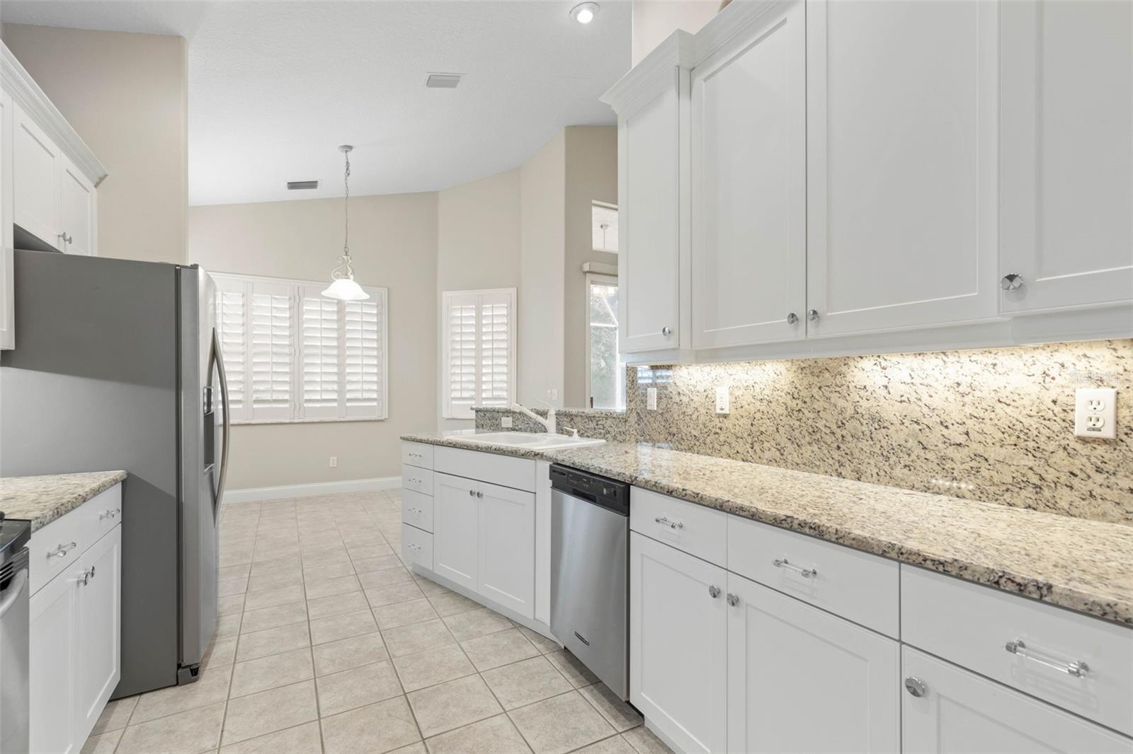 15 VILLAGE VIEW DR