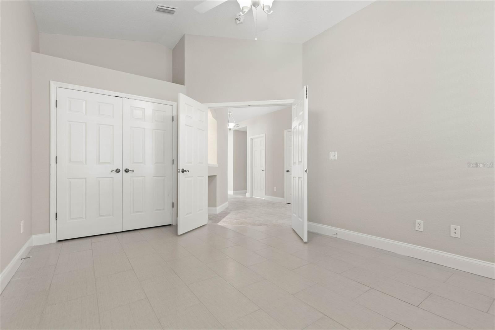 15 VILLAGE VIEW DR