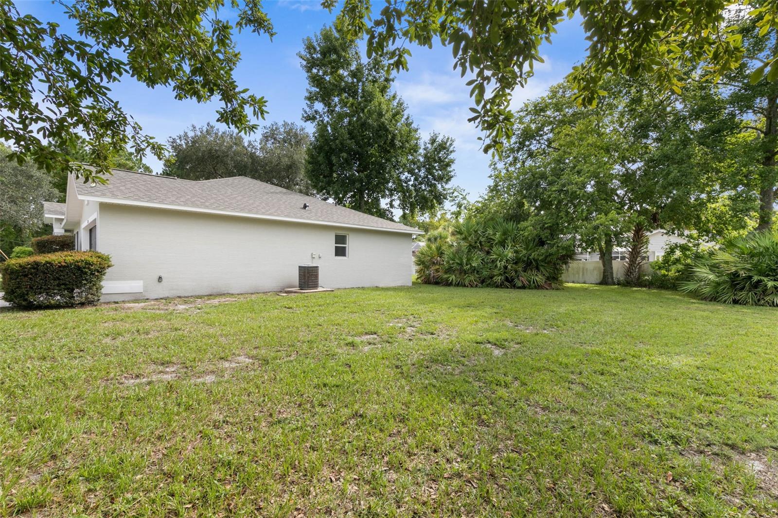 209 PARKVIEW DR
