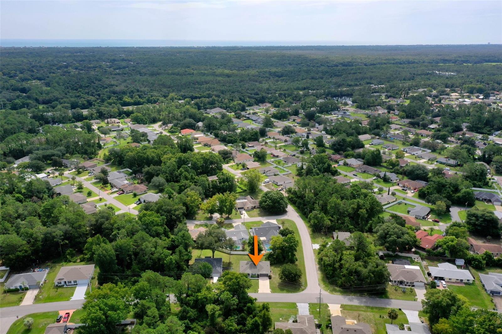 209 PARKVIEW DR