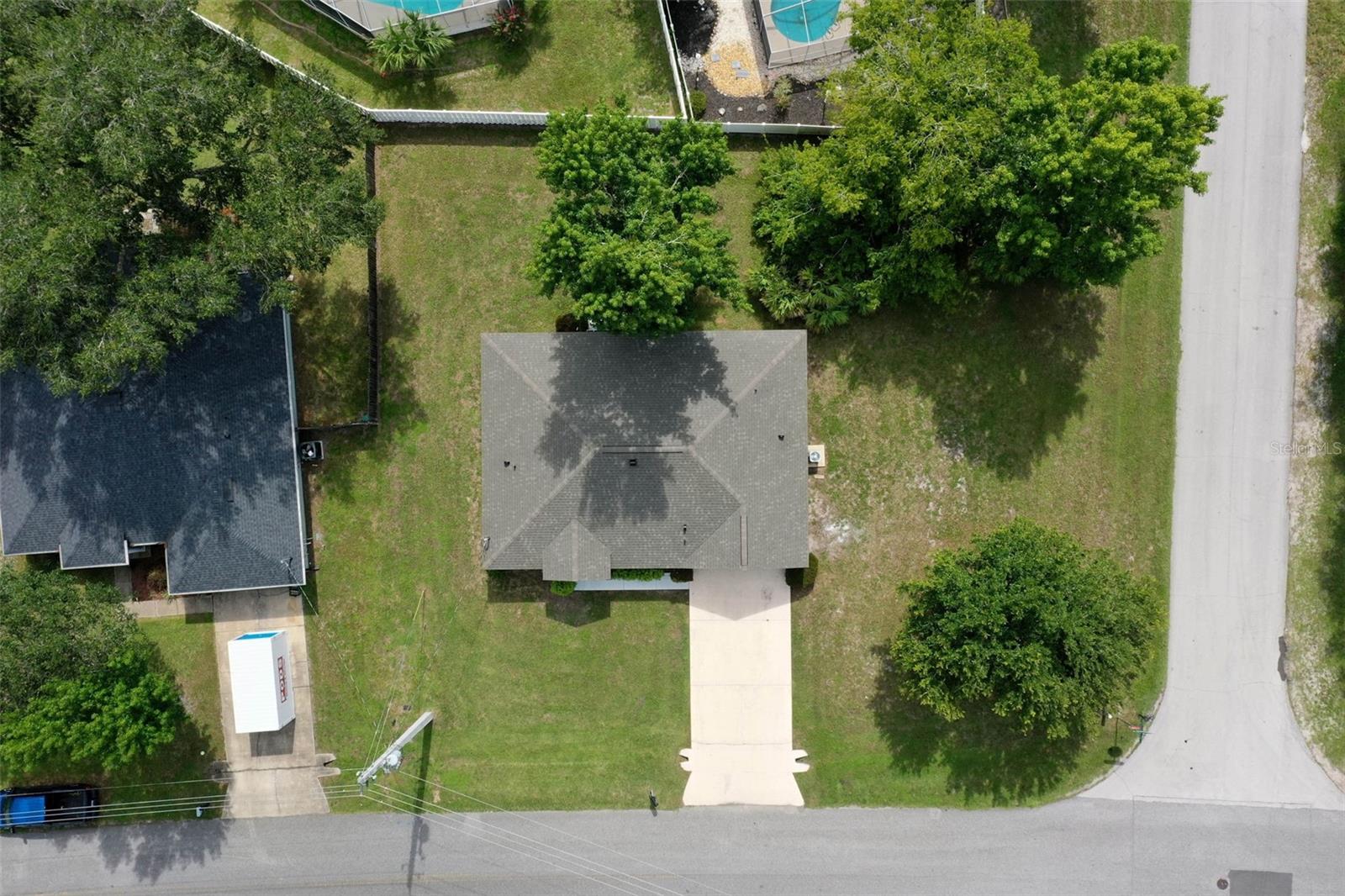 209 PARKVIEW DR