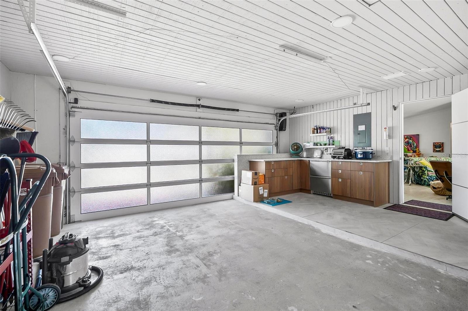209 N 20TH ST