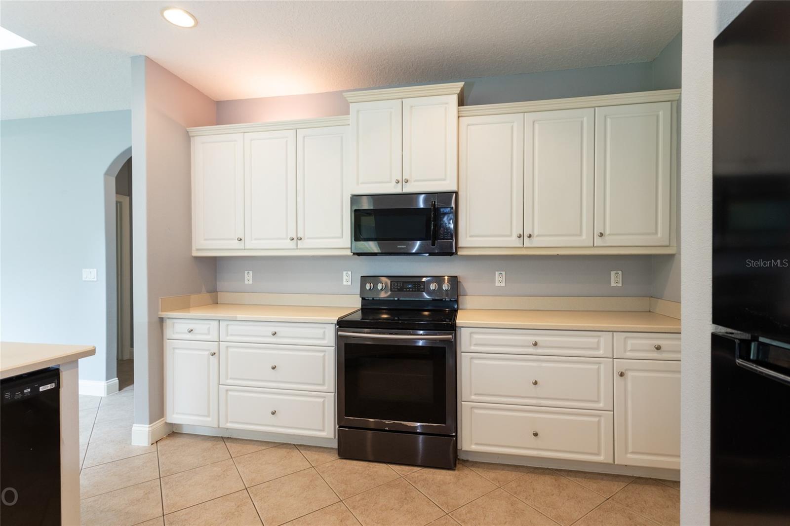 210 BEACHWAY DR