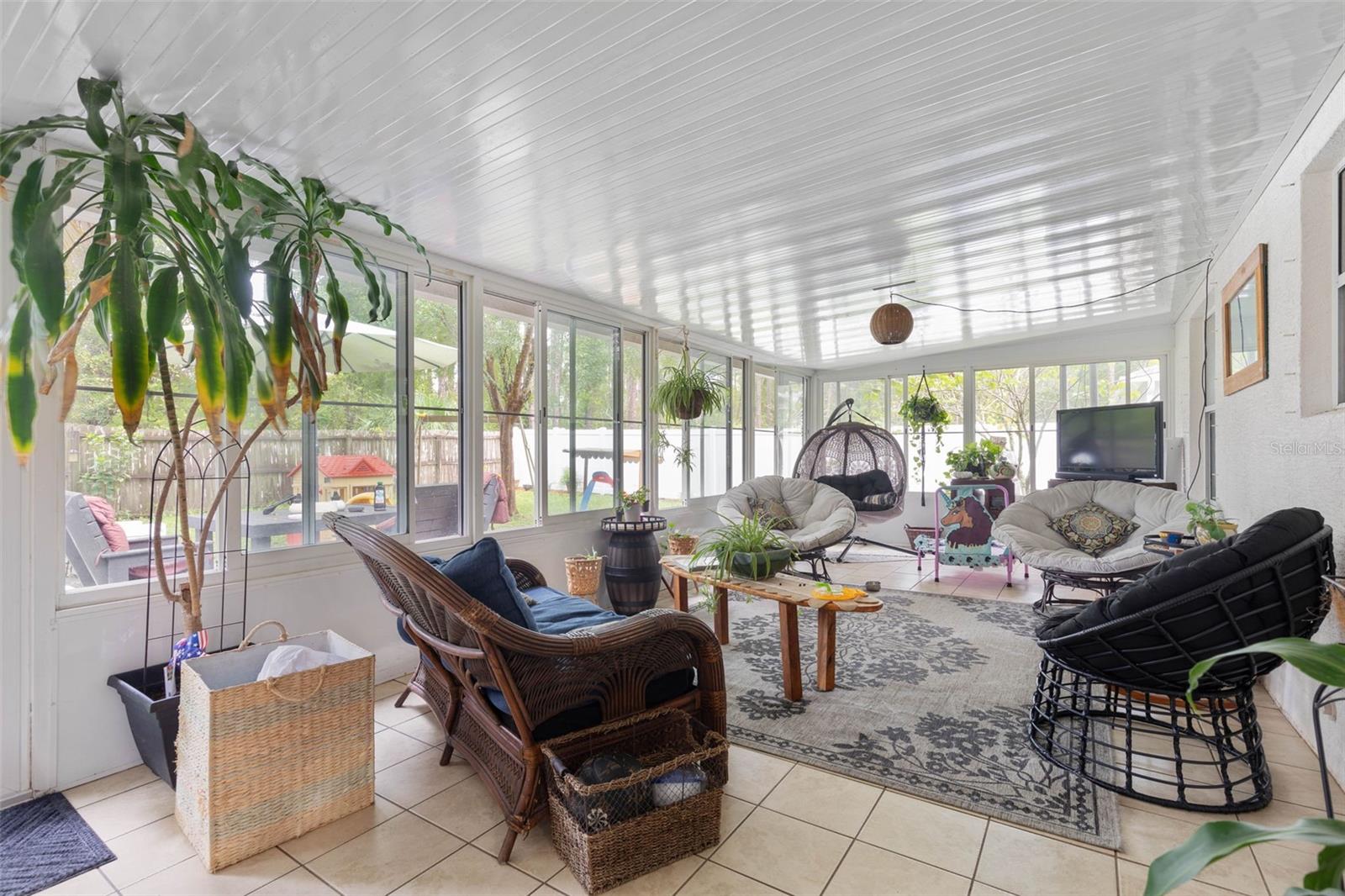 98 PIN OAK DR