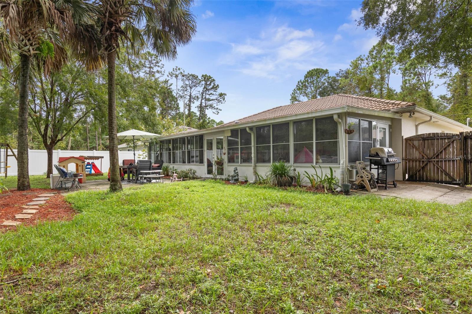 98 PIN OAK DR