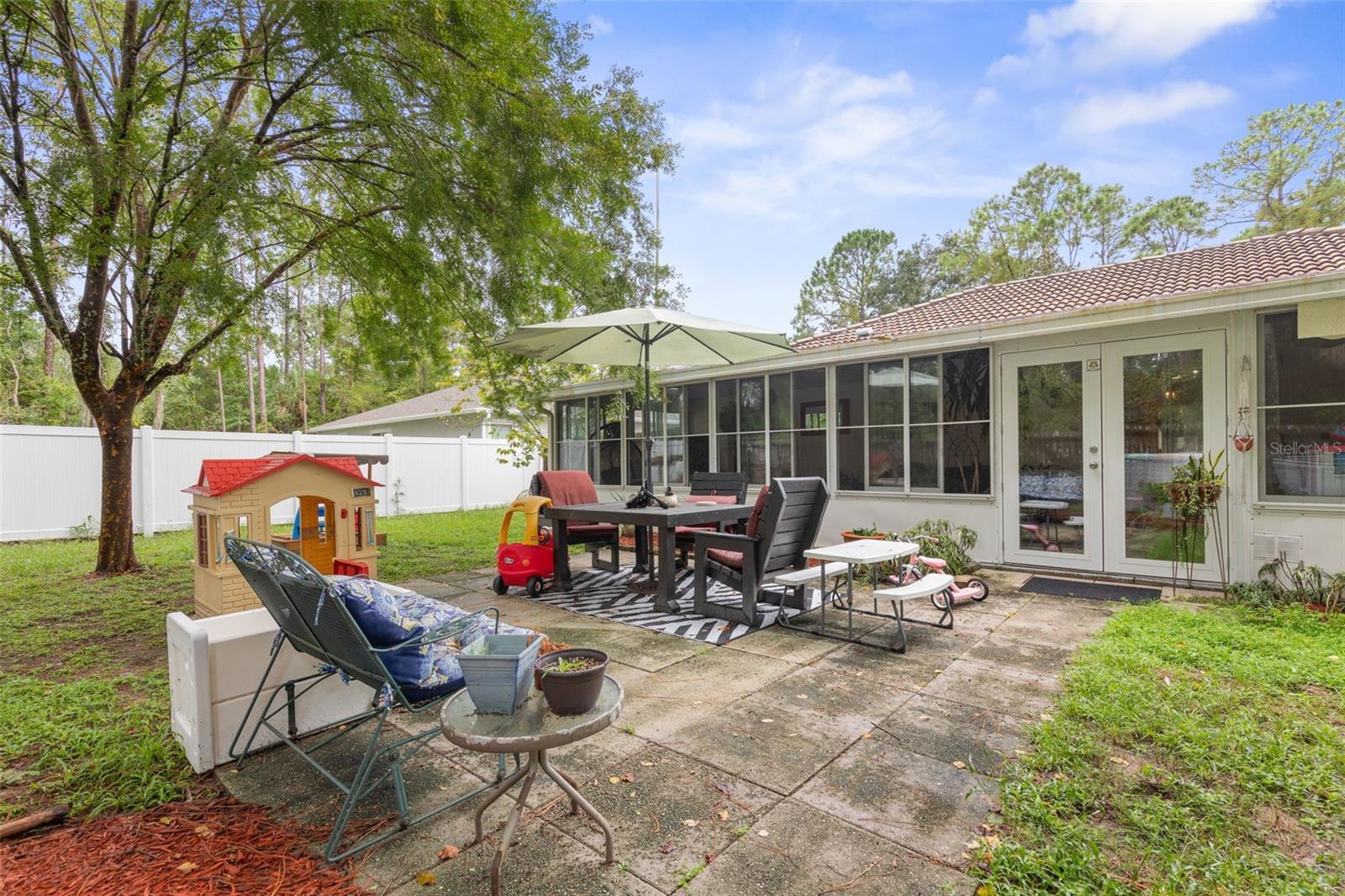 98 PIN OAK DR