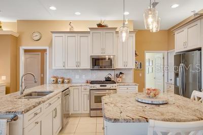20 COLLINGTON CT