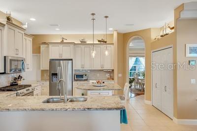 20 COLLINGTON CT