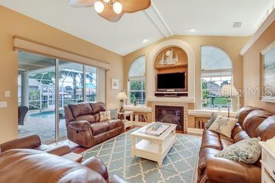 20 COLLINGTON CT