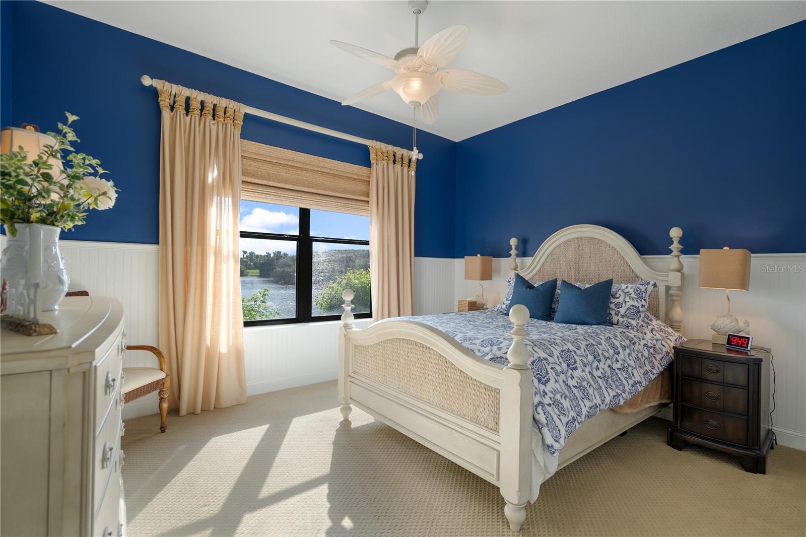 10 ANASTASIA CT