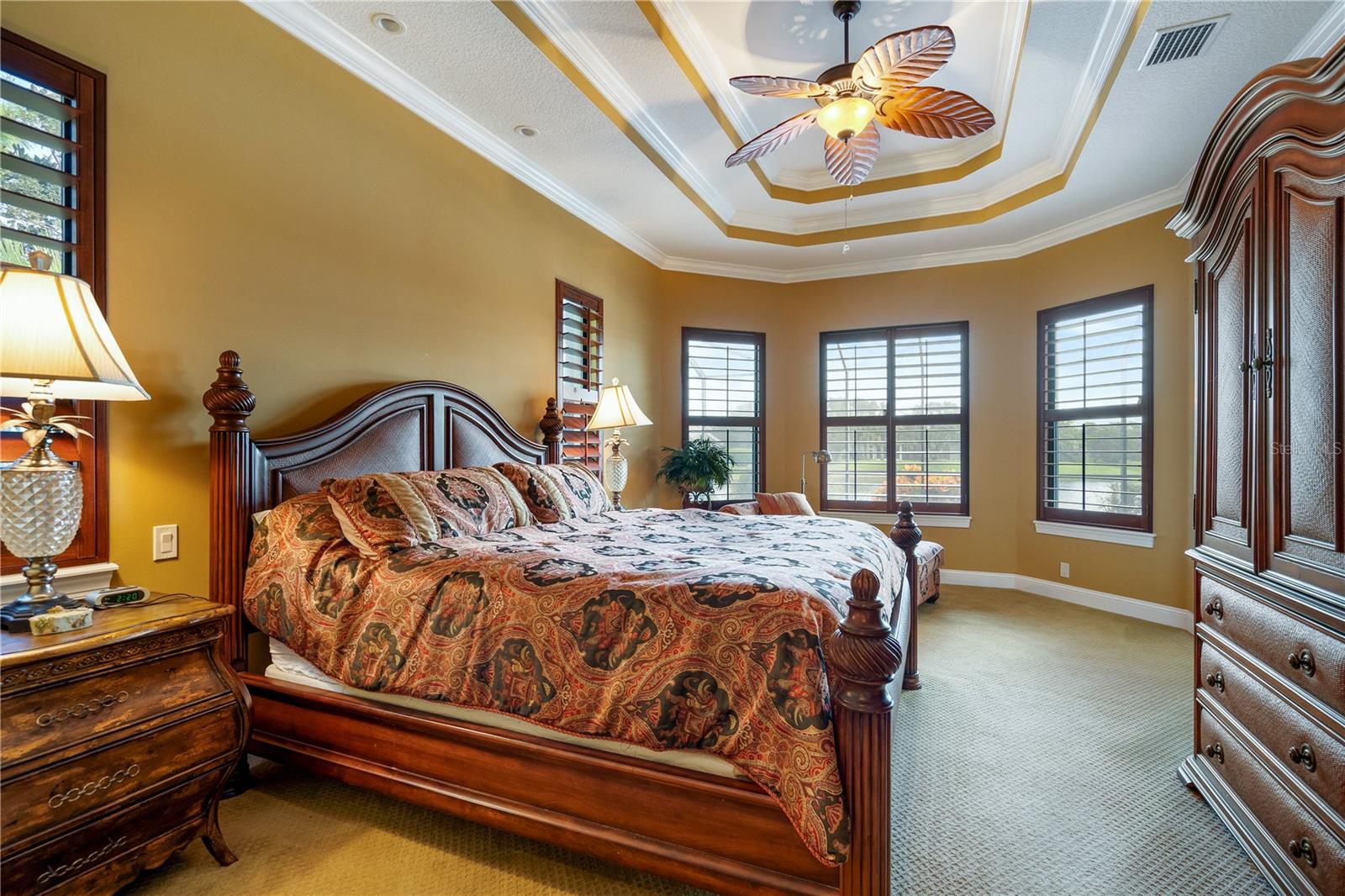 10 ANASTASIA CT