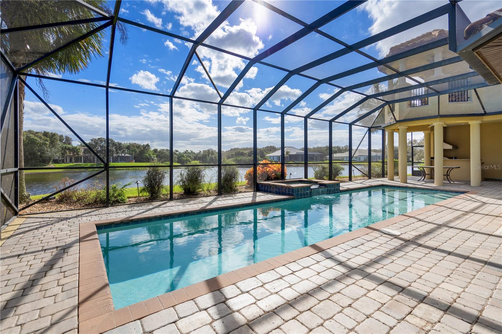 10 ANASTASIA CT